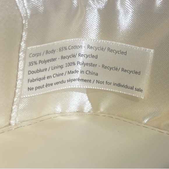 Lancome Gold Cosmetic Bag with Embossed Floral Design - Picture 5 of 16